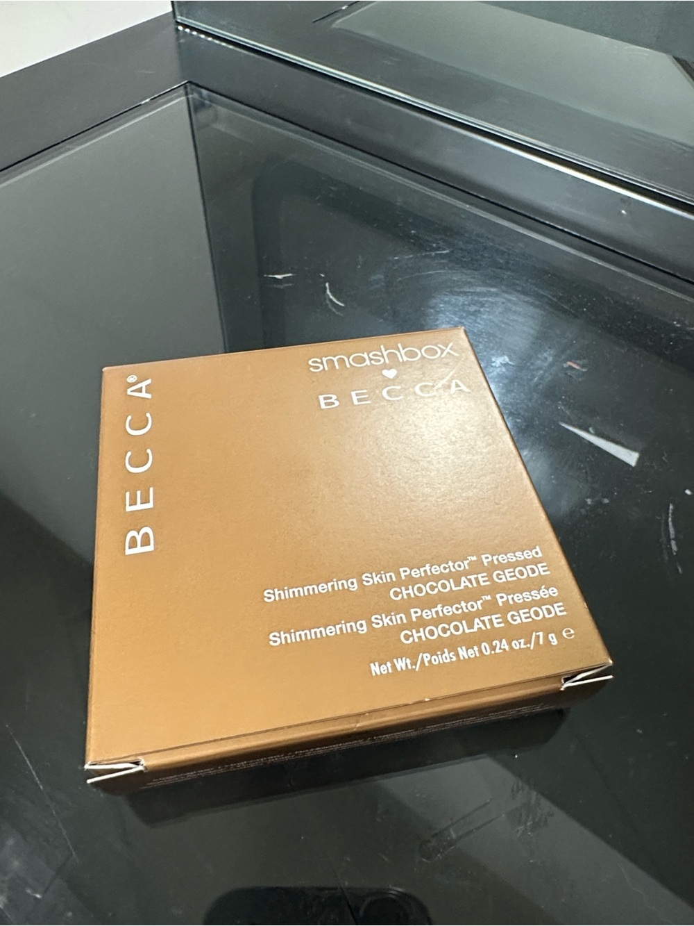 BECCA Chocolate Geode Pressed Highlighter -